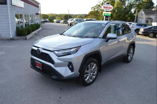 2022 Toyota RAV4 XLE Premium