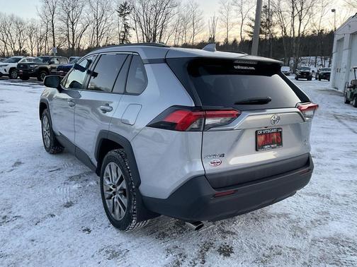 2022 Toyota RAV4 XLE Premium