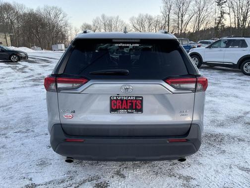 2022 Toyota RAV4 XLE Premium