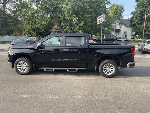 Black 2023 Chevrolet Silverado 1500 LT