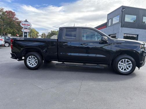 Black 2020 Chevrolet Silverado 1500 RST