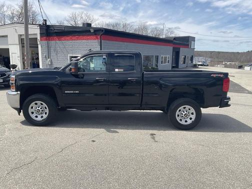 Black 2019 Chevrolet Silverado 2500 WT