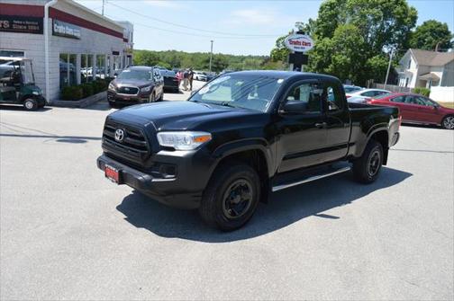 2017 Toyota Tacoma SR