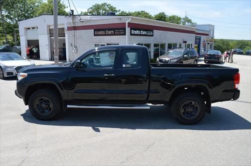 2017 Toyota Tacoma SR
