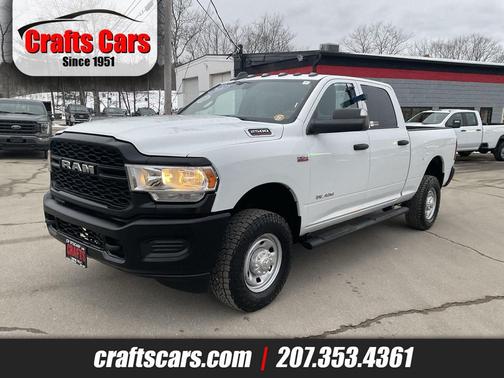 2022 RAM 2500 Tradesman Crew Cab 4x4 6'4' Box