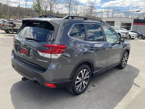 Magnetite Gray Metallic 2023 Subaru Forester Limited