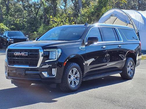 2024 GMC Yukon XL SLE