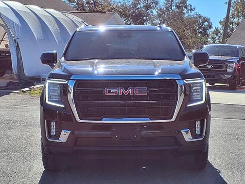 2024 GMC Yukon XL SLE