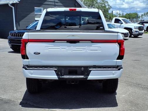 2023 Ford F-150 Lightning LARIAT