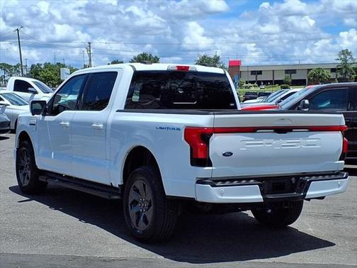 2023 Ford F-150 Lightning LARIAT