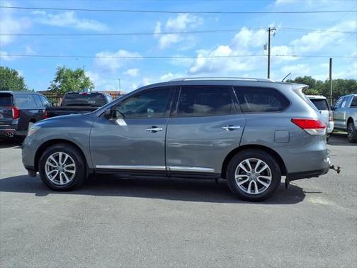 2015 Nissan Pathfinder SL