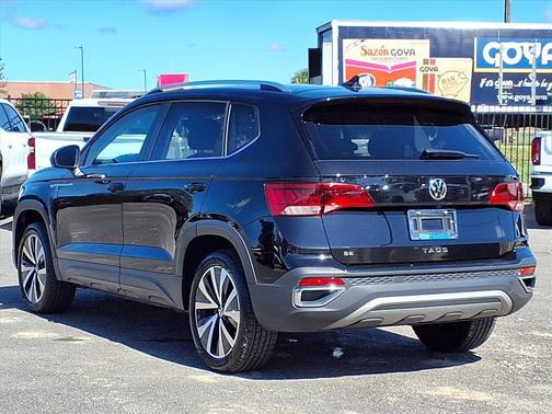2024 Volkswagen Taos 1.5T SE