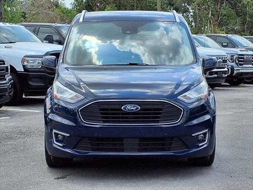 2019 Ford Transit Connect Titanium w/Rear Liftgate