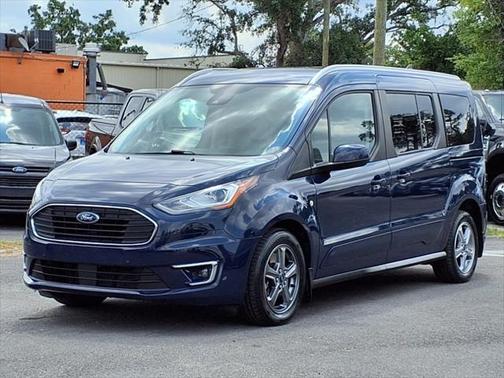 2019 Ford Transit Connect Titanium w/Rear Liftgate