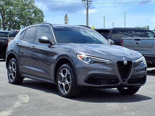 2022 Alfa Romeo Stelvio Sprint