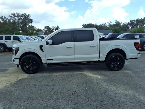 Star White Metallic Tri-Coat 2024 Ford F-150 Lariat