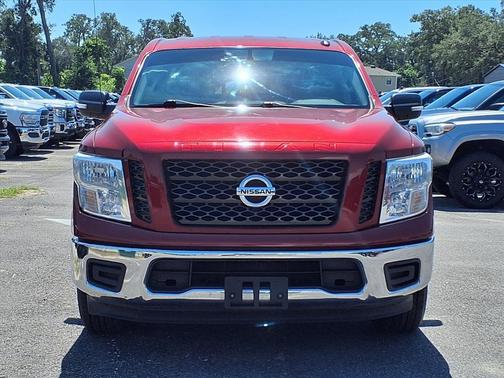 2019 Nissan Titan SV
