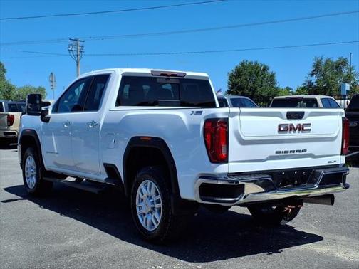 2022 GMC Sierra 2500 SLT