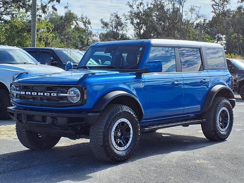 2024 Ford Bronco Outer Banks