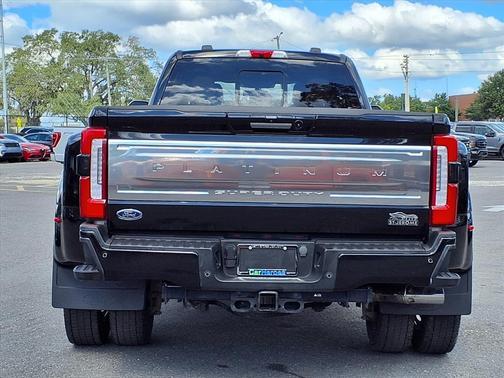 2023 Ford F-450 Platinum