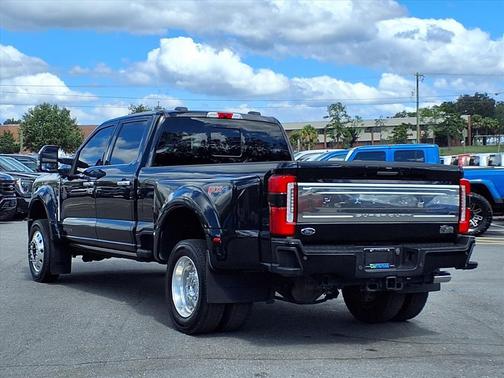 2023 Ford F-450 Platinum