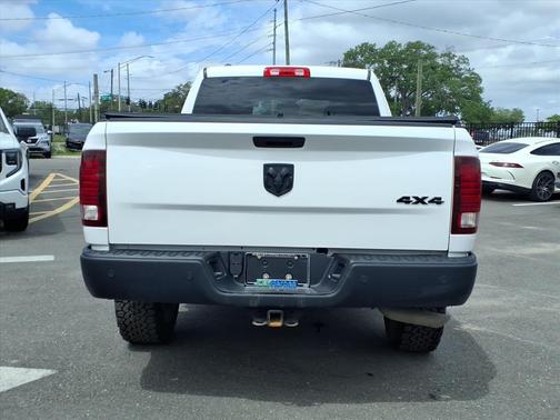 Bright White Clearcoat 2022 RAM 1500 Classic SLT