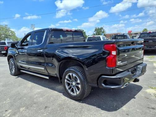 2022 Chevrolet Silverado 1500 High Country