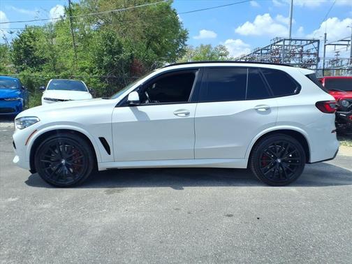 2022 BMW X5 M50i