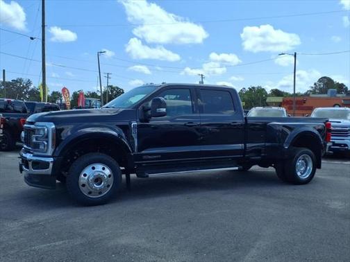 2024 Ford F-450 Lariat
