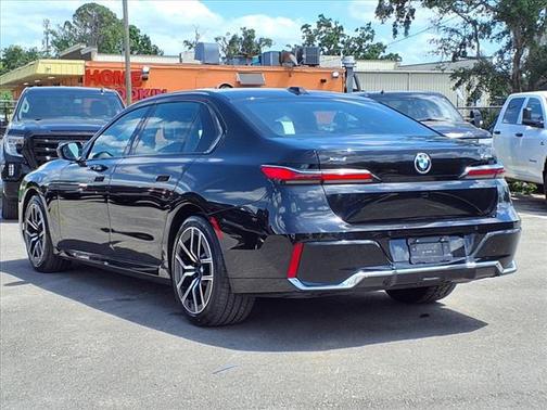 2024 BMW 740 i xDrive