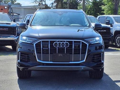 2023 Audi Q7 55 Premium Plus