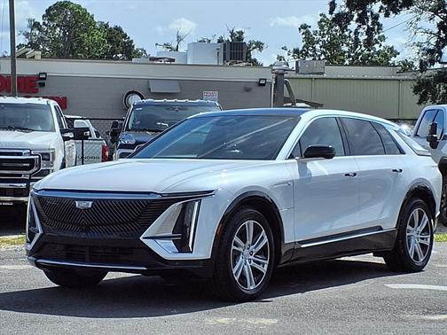 2024 Cadillac LYRIQ Tech