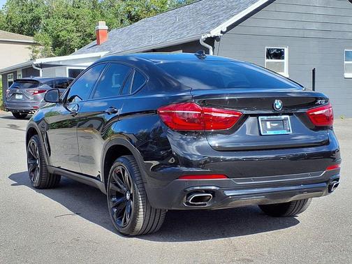 Black Sapphire Metallic 2019 BMW X6 xDrive35i