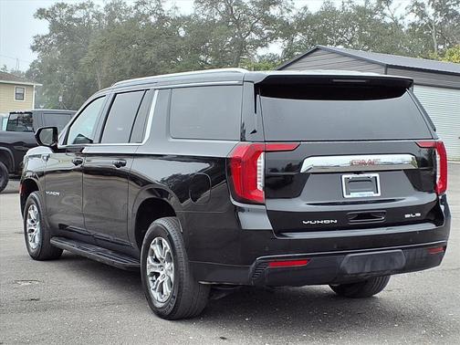 2024 GMC Yukon XL SLE