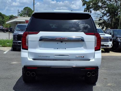 2024 GMC Yukon XL 4WD AT4