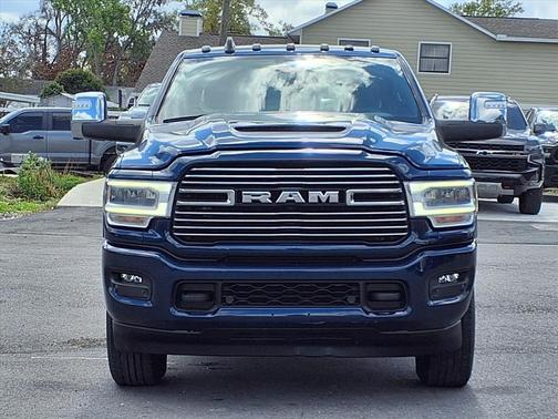 2023 RAM 3500 Laramie Crew Cab 4x4 8' Box