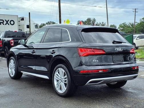 2020 Audi Q5 45 Premium Plus