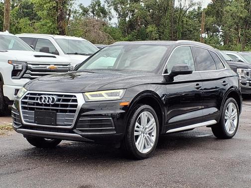 2020 Audi Q5 45 Premium Plus