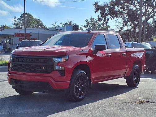 2024 Chevrolet Silverado 1500 Custom