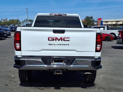 2024 GMC Sierra 2500 Pro