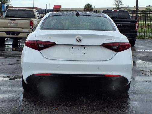 2022 Alfa Romeo Giulia Ti