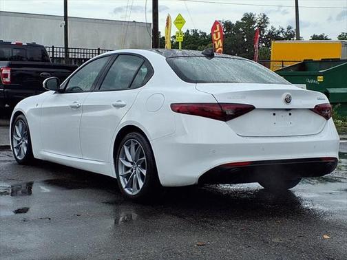 2022 Alfa Romeo Giulia Ti