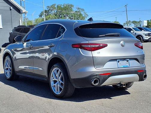 Stromboli Gray Metallic 2019 Alfa Romeo Stelvio Ti