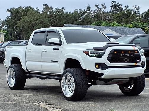 2018 Toyota Tacoma TRD Sport