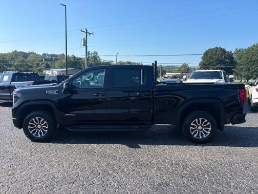 Onyx Black 2022 GMC Sierra 1500 AT4