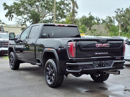 2024 GMC Sierra 2500 AT4
