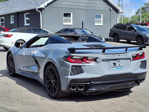Sea Wolf Gray Tricoat 2025 Chevrolet Corvette Stingray w/3LT