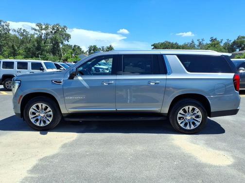 Sterling Metallic 2025 GMC Yukon XL Denali