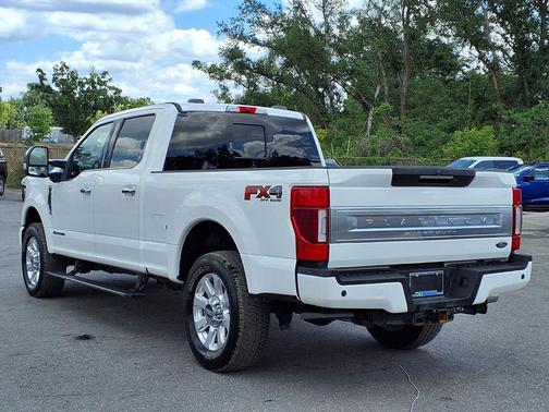 Star White Metallic Tri-Coat 2022 Ford F-250 Platinum