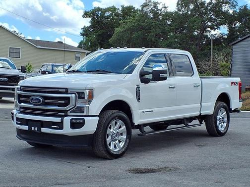 Star White Metallic Tri-Coat 2022 Ford F-250 Platinum